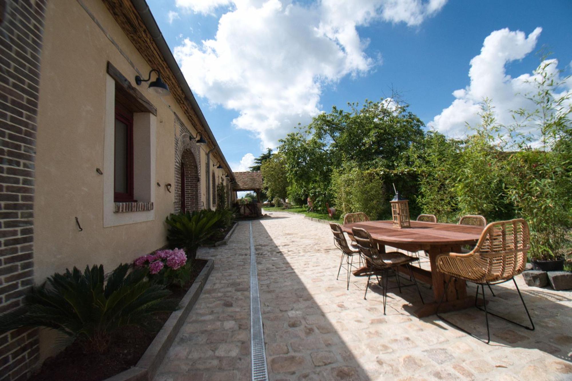 Le Relais Des Caleches - La Chaleureuse Bed and Breakfast Bu (Eure-et-Loir) Εξωτερικό φωτογραφία